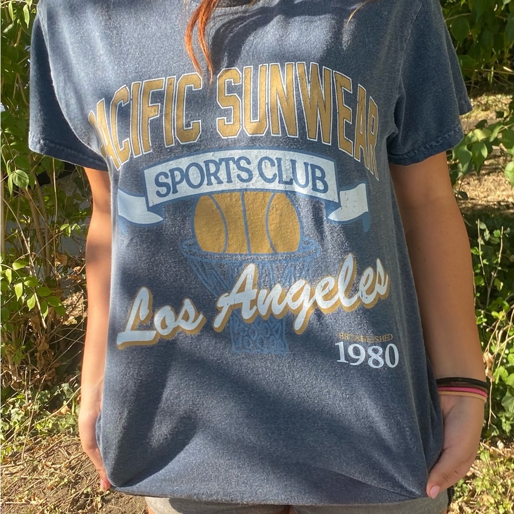 PacSun Graphic Sports Club Oversized T-Shirt Size Small EUC